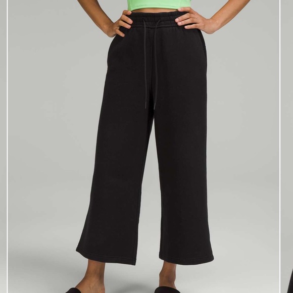 Lululemon Loungeful High-Rise Wide Leg Crop - Picture 7 of 8